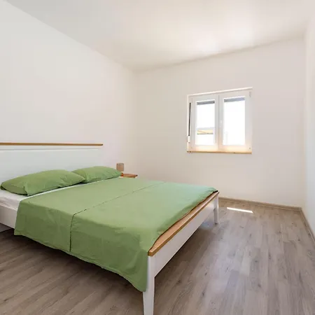 Ferienhaus Amazing In Rastevic