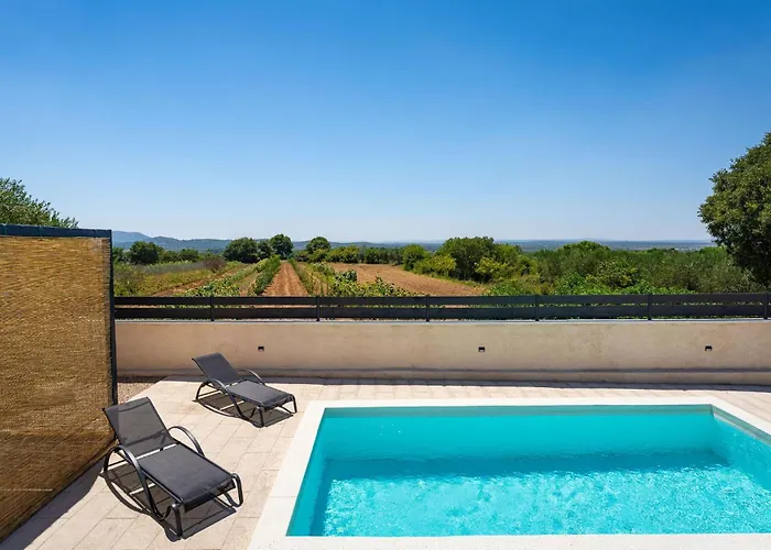 Σπίτι διακοπών 3 Bedroom Awesome In *